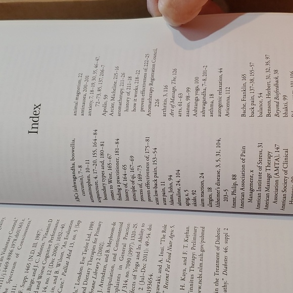 2/$8 ☤ Overcoming Acute and Chronic Pain paperback book 📚 - Picture 11 of 15